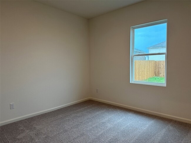 Building Photo - 129 Three Chimneys Ln