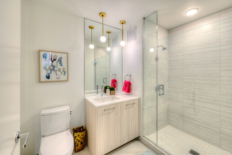 Building Photo - 174 N Desplaines St