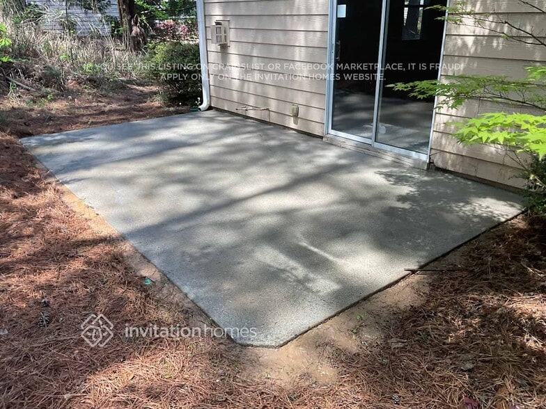 Building Photo - 876 Win West Pointe NE