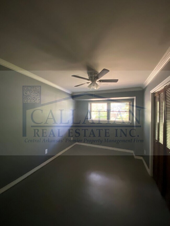 Building Photo - Jacksonville Foxwood Home
