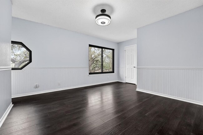 Building Photo - 8409 Nairn Dr