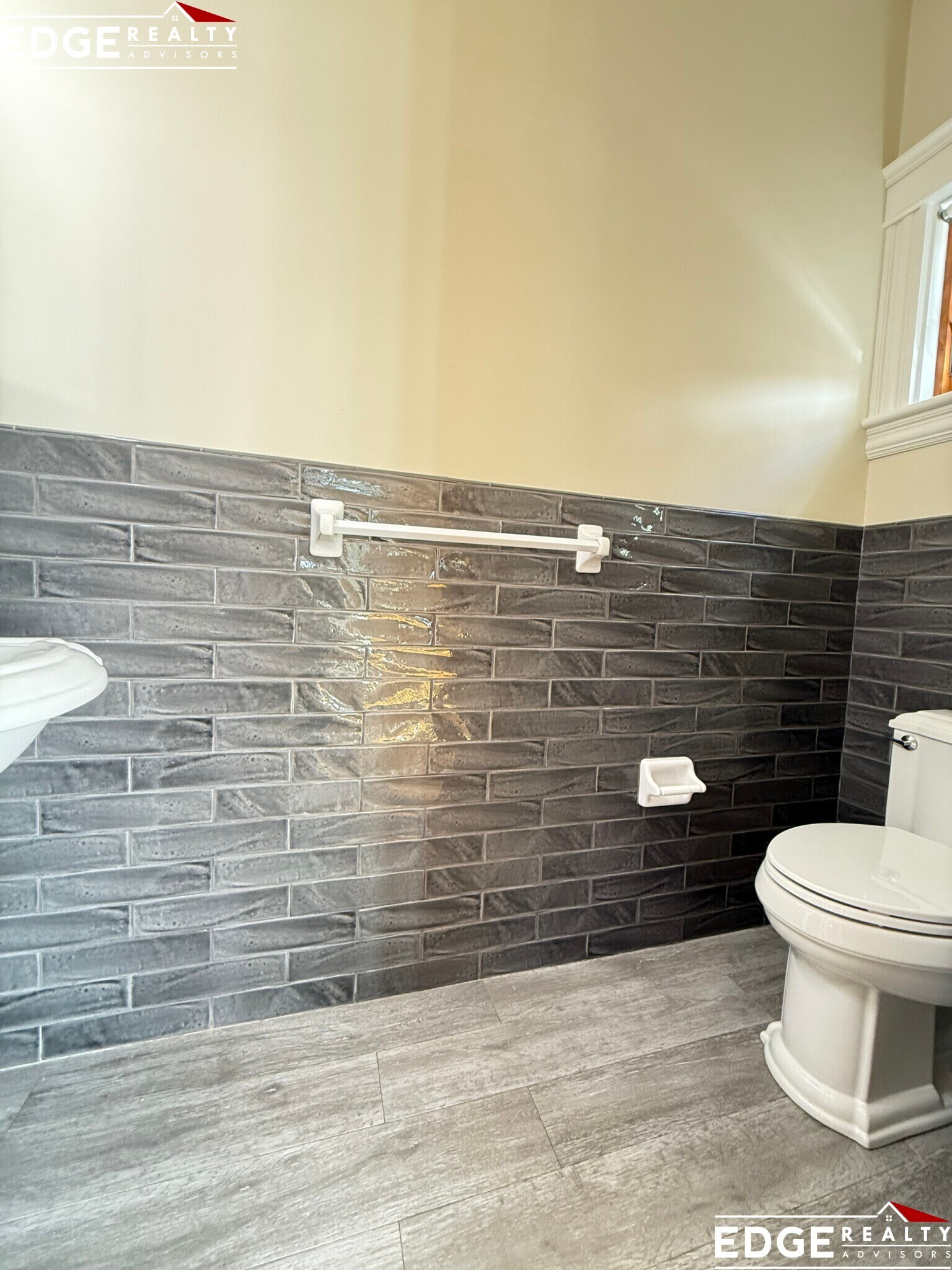 Building Photo - 46 Gerrish St