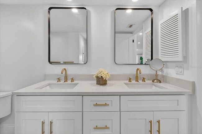 Building Photo - 29254 Bay Hollow Dr