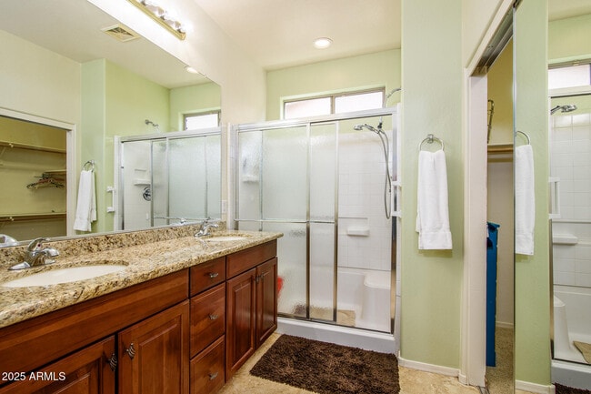 Building Photo - 42348 W Fountainhead St