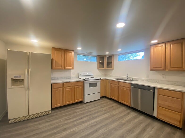 Unit 2 Kitchen - 11636 59th Ave S