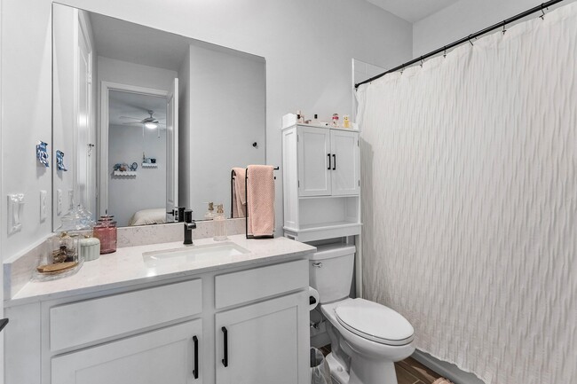 Building Photo - 981 Castaway Ct