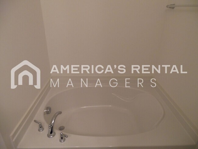 Building Photo - GREAT HOME FOR RENT IN CALERA!!!! Availabl...