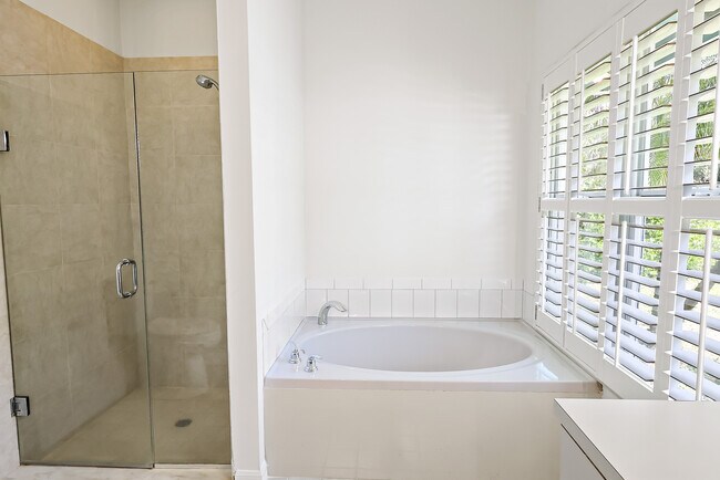 Building Photo - 410 Arrowhead Trail