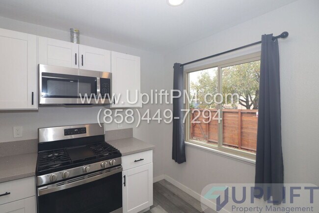 Building Photo - 4167 Wightman St