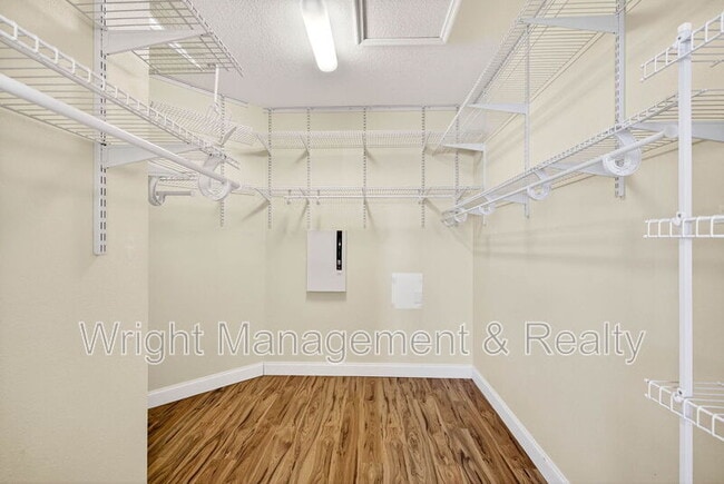 Building Photo - 5025 Torrey Hills Ln