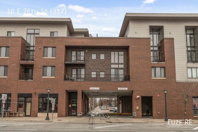 Building Photo - 10 E 26th St