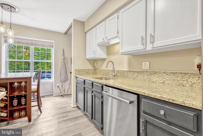 Building Photo - 10431 Todman Landing Ct