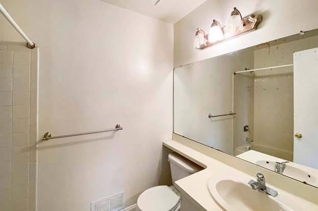 Building Photo - 269 Bromley Pl