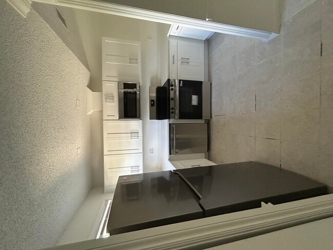 Building Photo - 8917 SE Hobe Ridge Ave