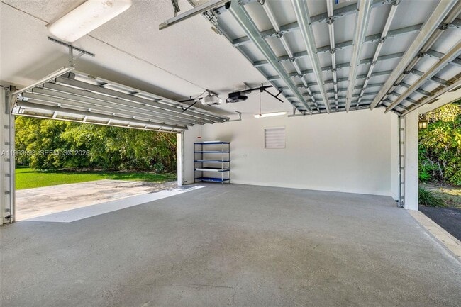 Building Photo - 10110 SW 66th St