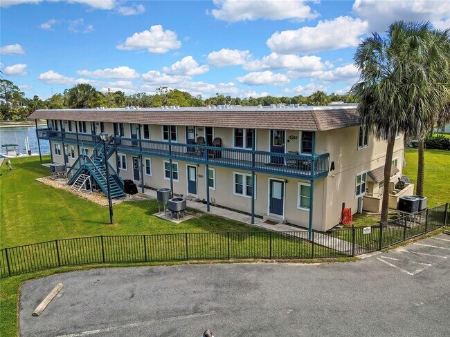 Building Photo - 30 SE Valare Ln