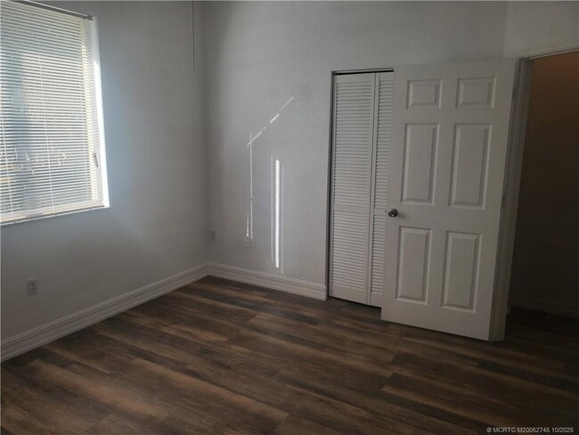 Building Photo - 47 SE Sedona Cir