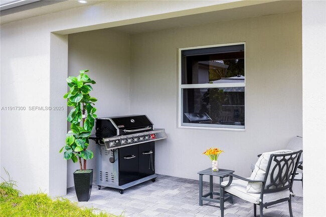 Building Photo - 13218 SW 189th Ter