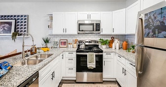 Interior Photo - The Hills Southview Apartments