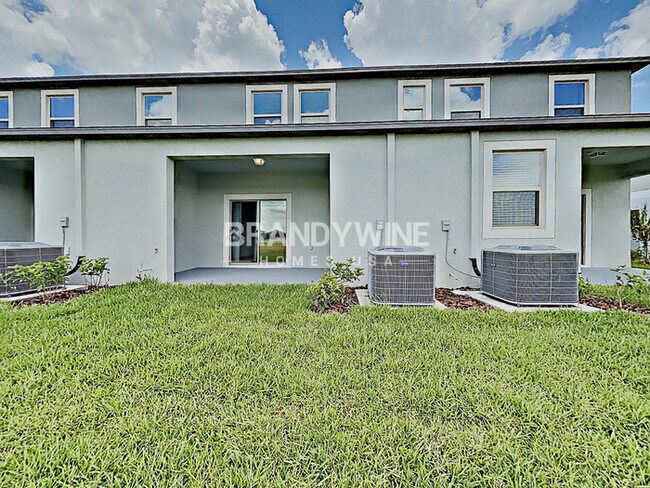 Building Photo - NEW LOWER RENTAL RATE LEASING SPECIAL: Rec...
