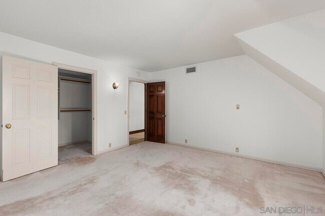 Building Photo - 6350 Calle Del Campanario