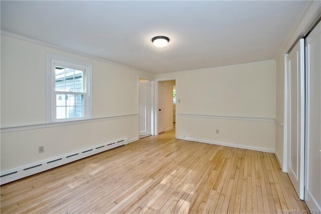 Building Photo - 3 Hilltop Rd