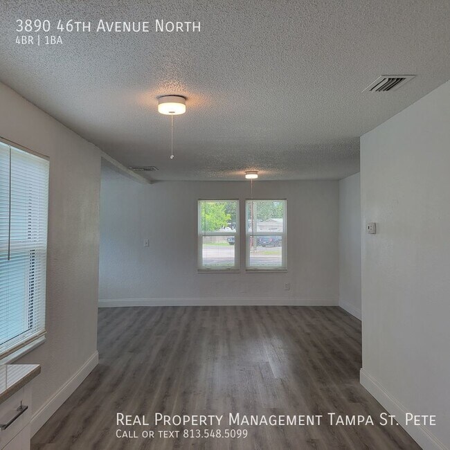Building Photo - ***THE PERFECT ST PETE REHAB***