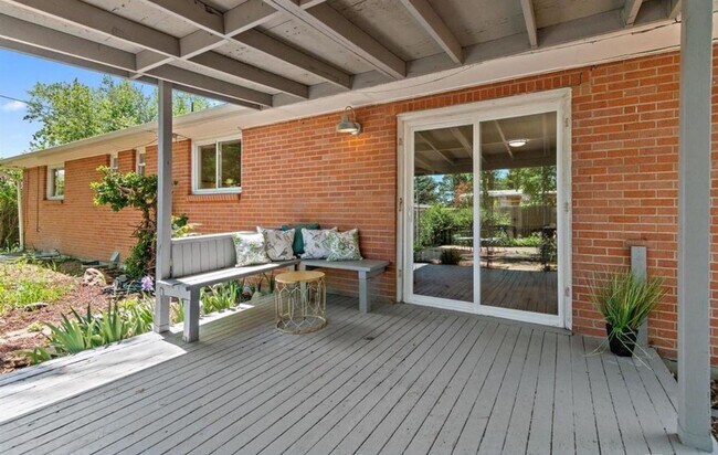 Building Photo - Beautiful Arvada Home Available Soon