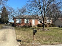 Building Photo - 212 Polo Ln