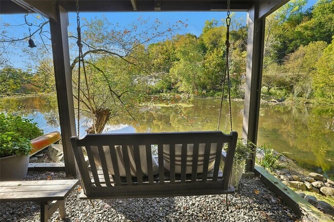 Building Photo - 188 Ferdon Ave