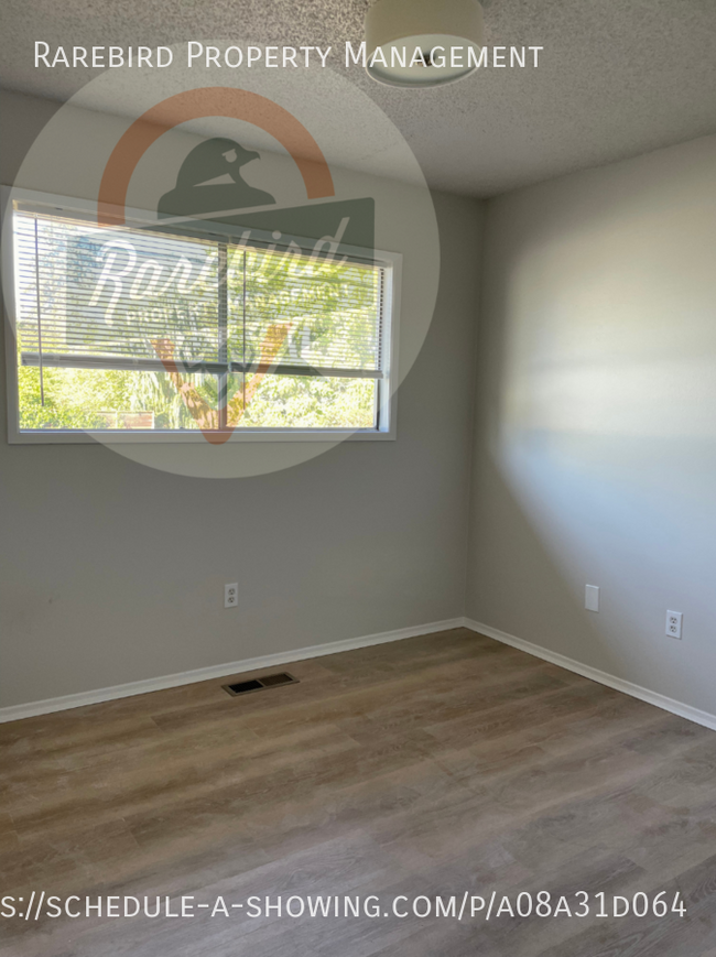 Building Photo - $500 OFF SPECIAL! Newly Remodeled, 3 Bed p...