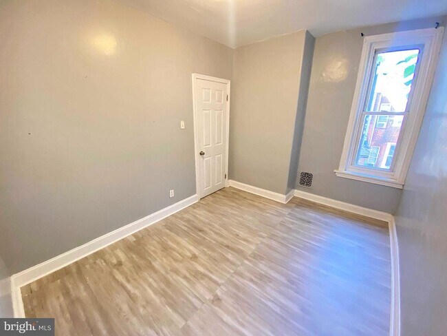 Building Photo - 3050 Hartville St