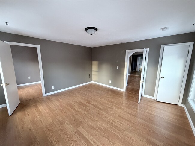 Building Photo - 50-52-52 Alden St