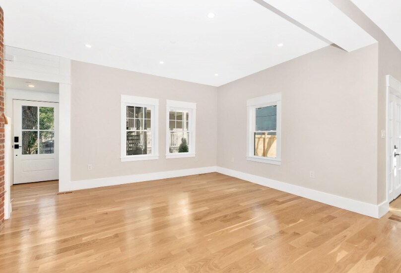 Building Photo - 140 Rindge Ave