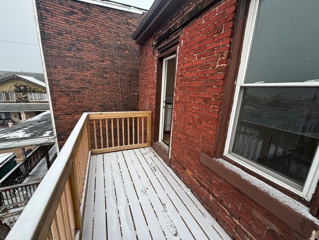 Building Photo - Check this Floor 2 for only $695/mo! But h...