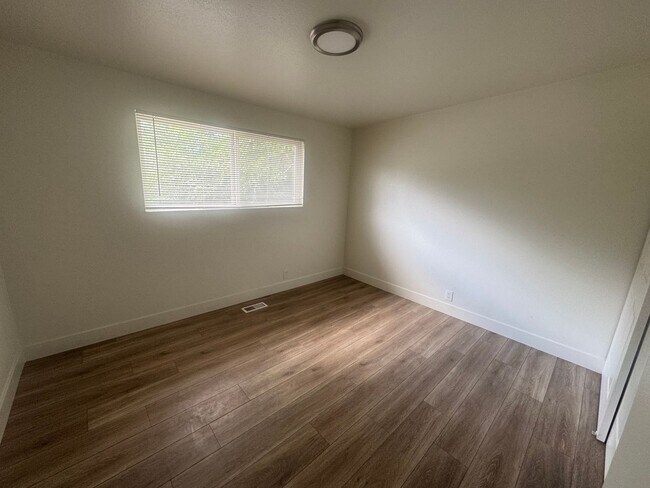 Building Photo - Beautiful home for rent in West Valley City!