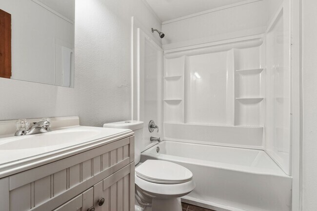 Building Photo - 2020 S P St