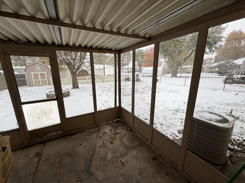 Building Photo - 19 Eastridge Dr