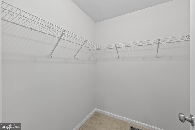 Building Photo - 7722 Yalta Way