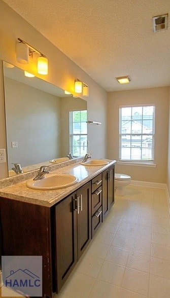 Building Photo - 1203 Cypress Fall Cir