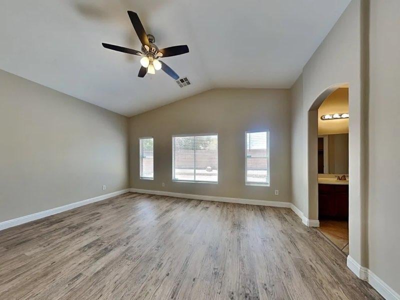 Building Photo - 2763 Bridleton Ave