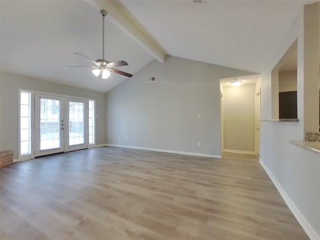 Building Photo - 3434 Deer Valley Dr