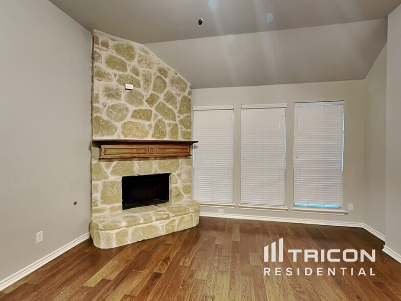 Building Photo - 219 Hartley Ln