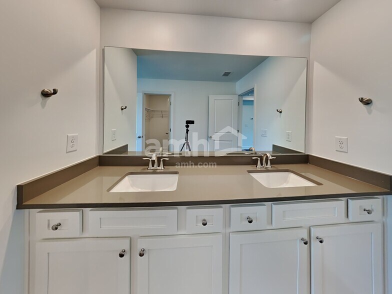 Building Photo - 779 Alcovy Ml Pk