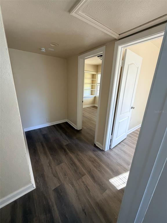 Building Photo - 4615 Wishart Blvd