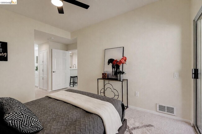 Building Photo - 200 Caldecott Ln