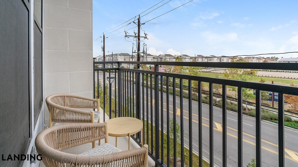 Building Photo - 91 Jensen Dr