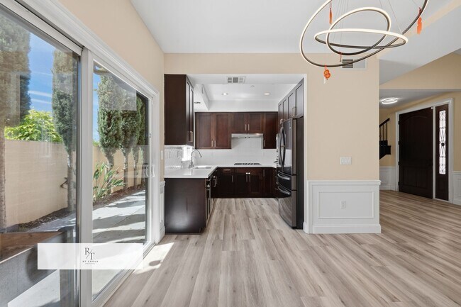 Building Photo - Beautiful Mediterranean Luxury Home in Exclusive Gated Villa Sierra, Arcadia