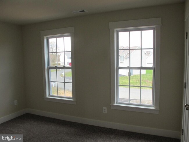 Building Photo - 43 Lee St