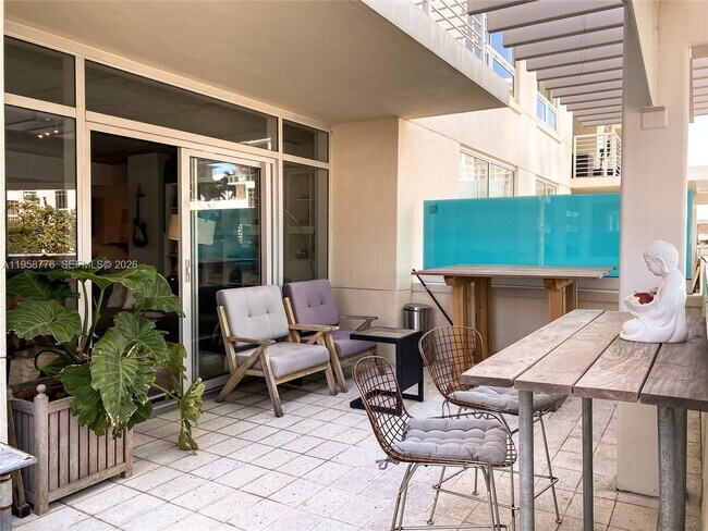 Building Photo - 3250 NE 1st Ave